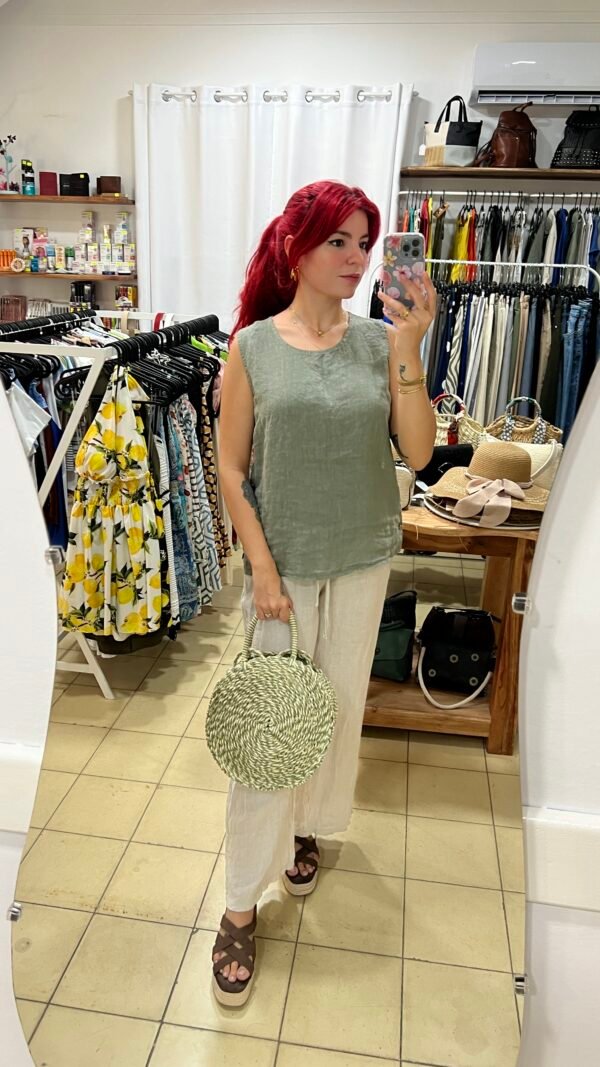Blusa de Lino Desmangado con Botones en Costados