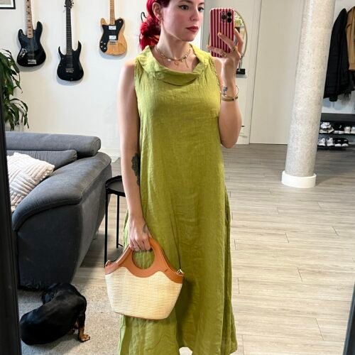 Vestido Cuello Barco sin Manga