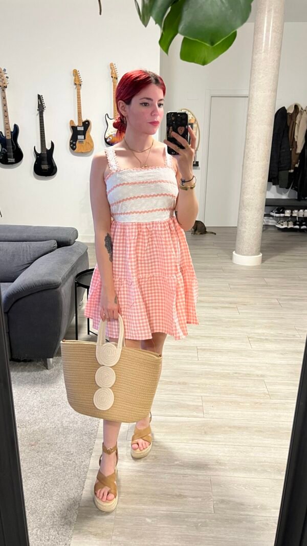 Vestido de Guinga y Serpentina