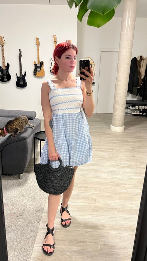 Vestido de Guinga y Serpentina