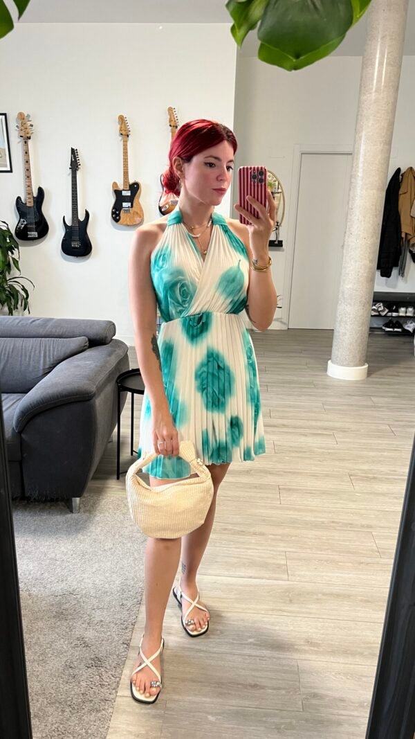 Vestido Cuello V Plisado