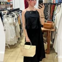 Conjunto de Saya y Blusa Bordada