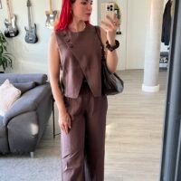 Conjunto de Pantalón y Blusa con Botones