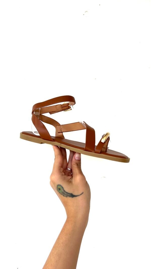 Sandalias Camel Cierre Tobillo