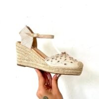 Plataformas de Rafia Bordadas Beige