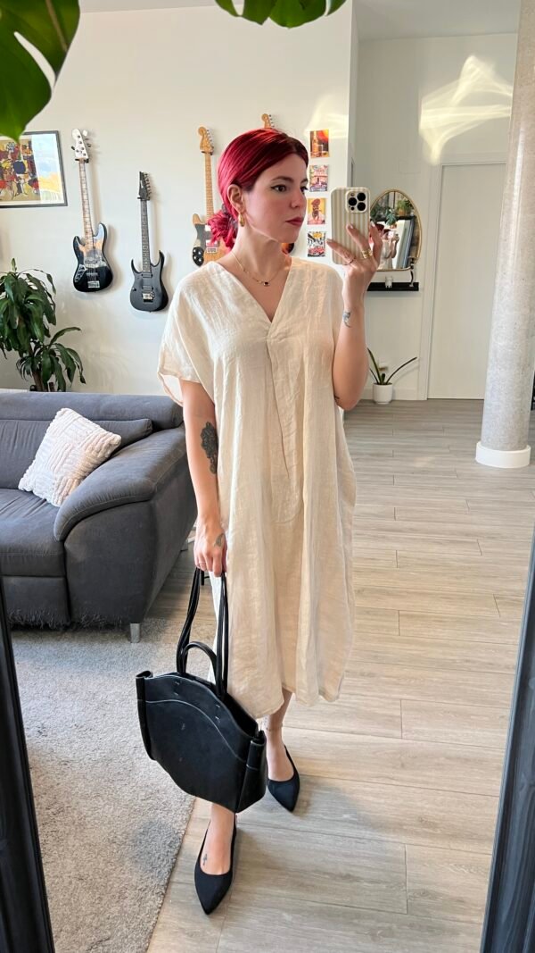 Vestido con Pliegue Delante