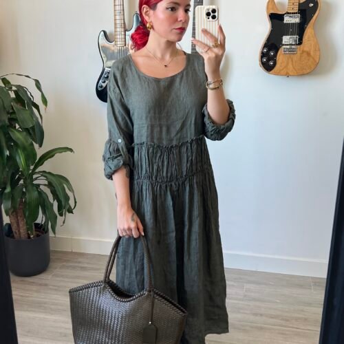 Vestido con Pieza en la Cintura Fruncida