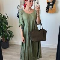 Vestido Largo con Saya Amplia