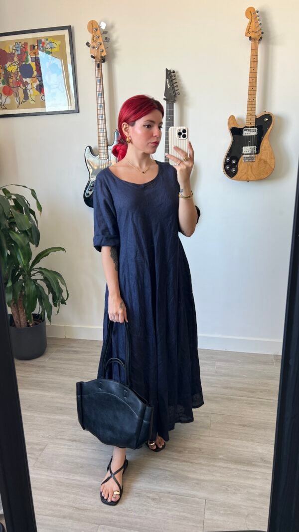 Vestido Largo con Saya Amplia