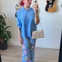 Conjunto de Pantalón Estampado Flores y Blusa Color Entero