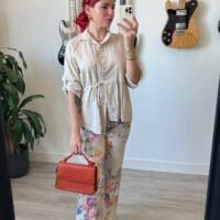 Conjunto de Pantalón Estampado Flores y Blusa Color Entero