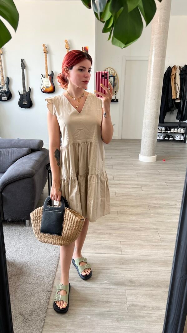 Vestido Escote V Saya Can Can