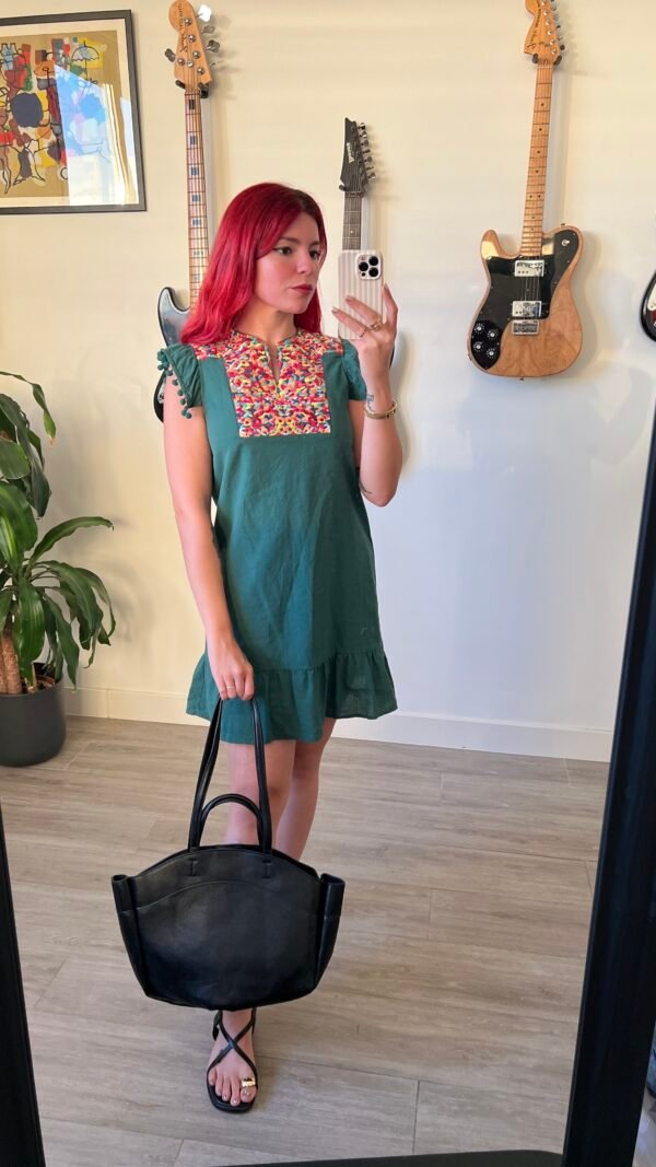 Vestido Bordado de Colores