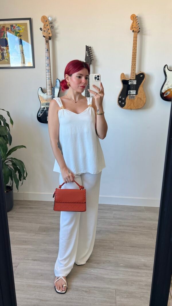 Conjunto de Pantalón y Blusa Detalles Dorados