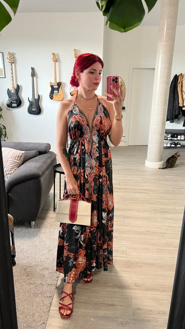 Vestido Tipo Indio Espalda Afuera Bordado