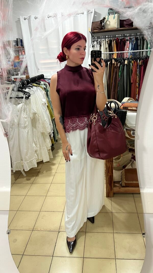 Blusa Lencera con Encaje