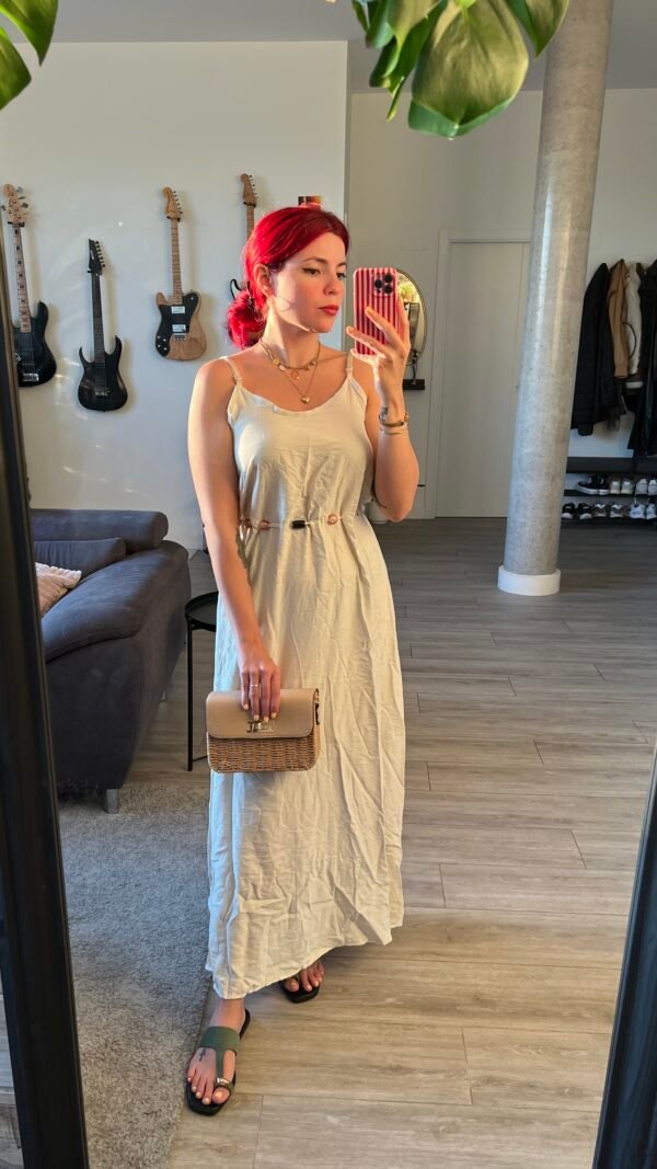 Vestido Tirante con Cuentas en la Cintura