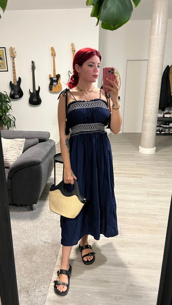 Vestido Tirantes Avispero Cintura y Escote