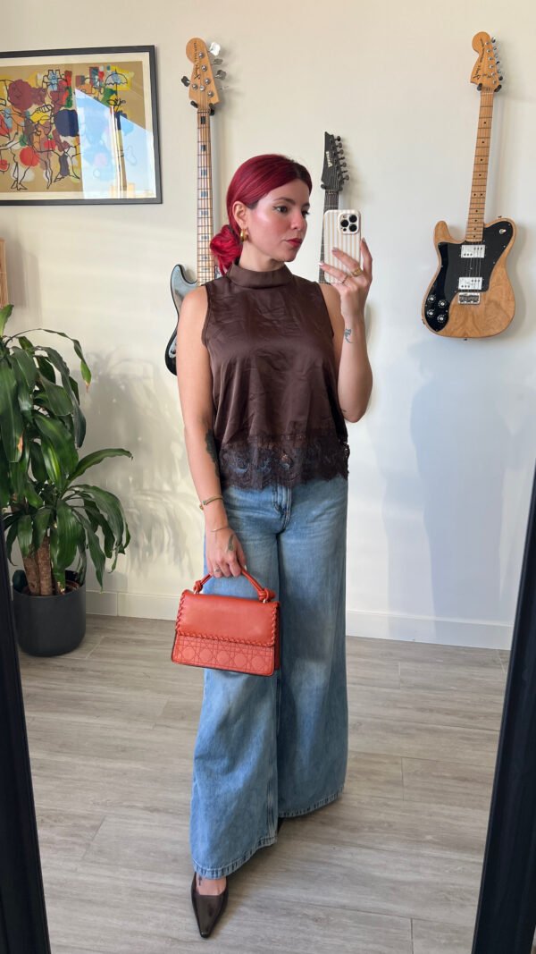 Blusa Lencera con Encaje