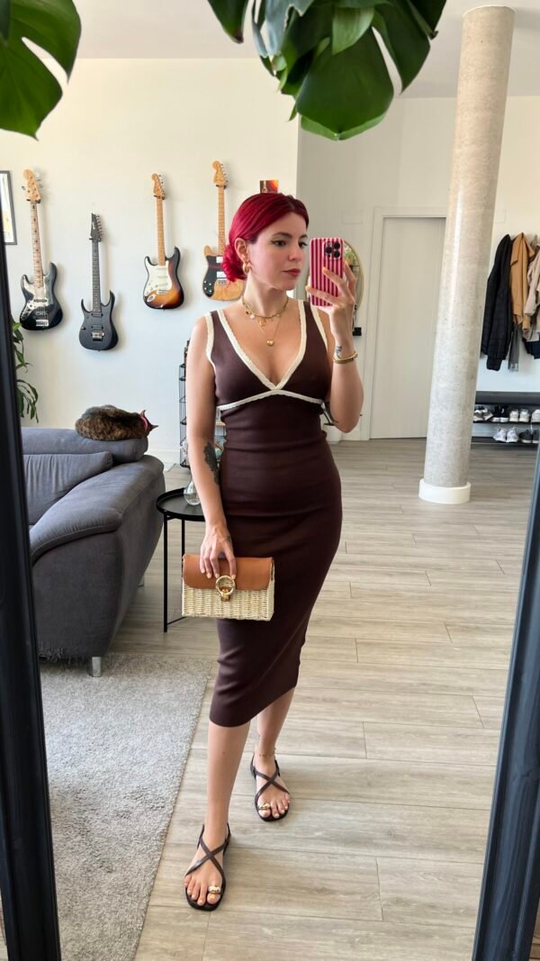 Vestido de Punto con Vivo