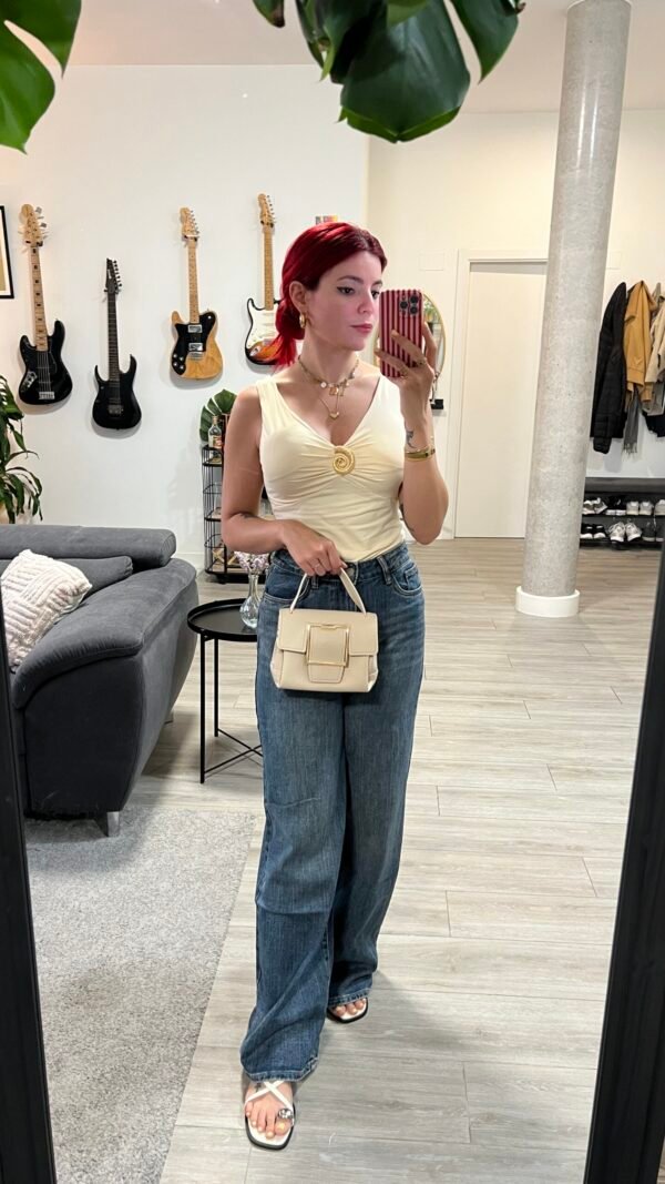 Body Color Entero con Adorno de Caracol