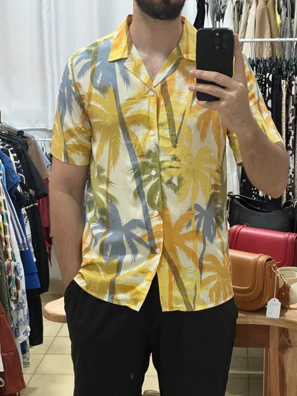 Camisa con Estampado Palmeras