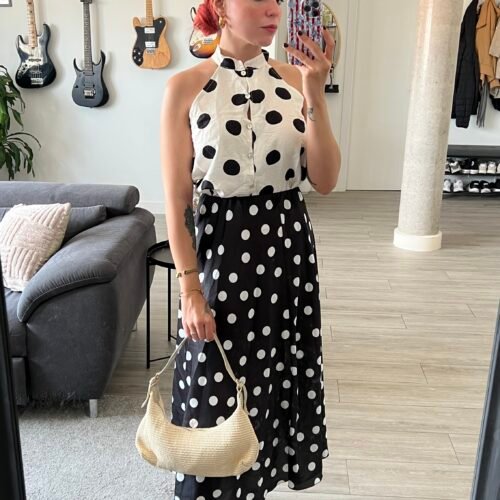 Blusa Cuello Halter de Óvalos