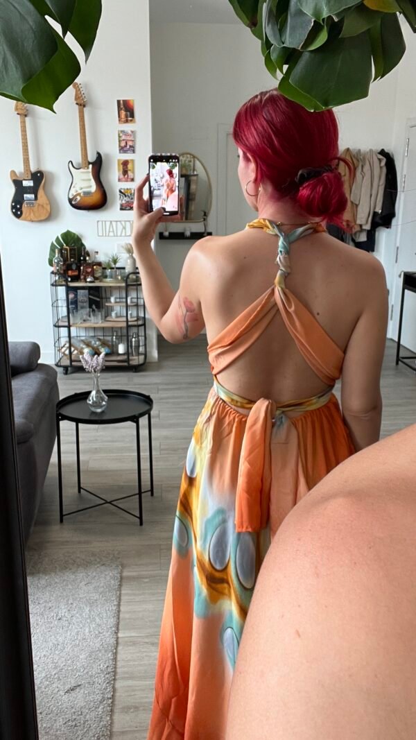 Vestido Estampado Abstracto Espalda Afuera