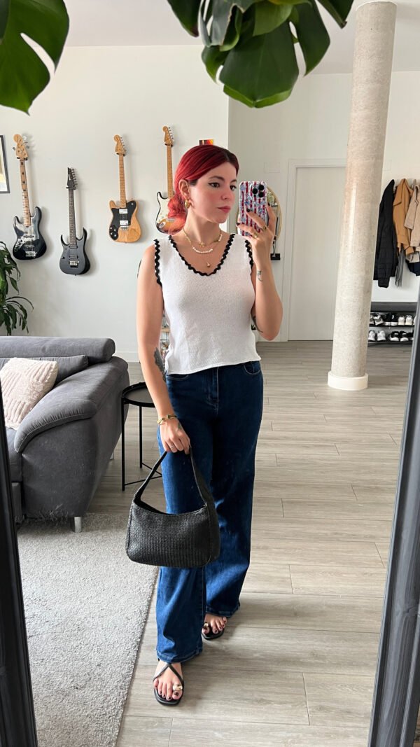 Top Tejido con Vivos de Serpentina