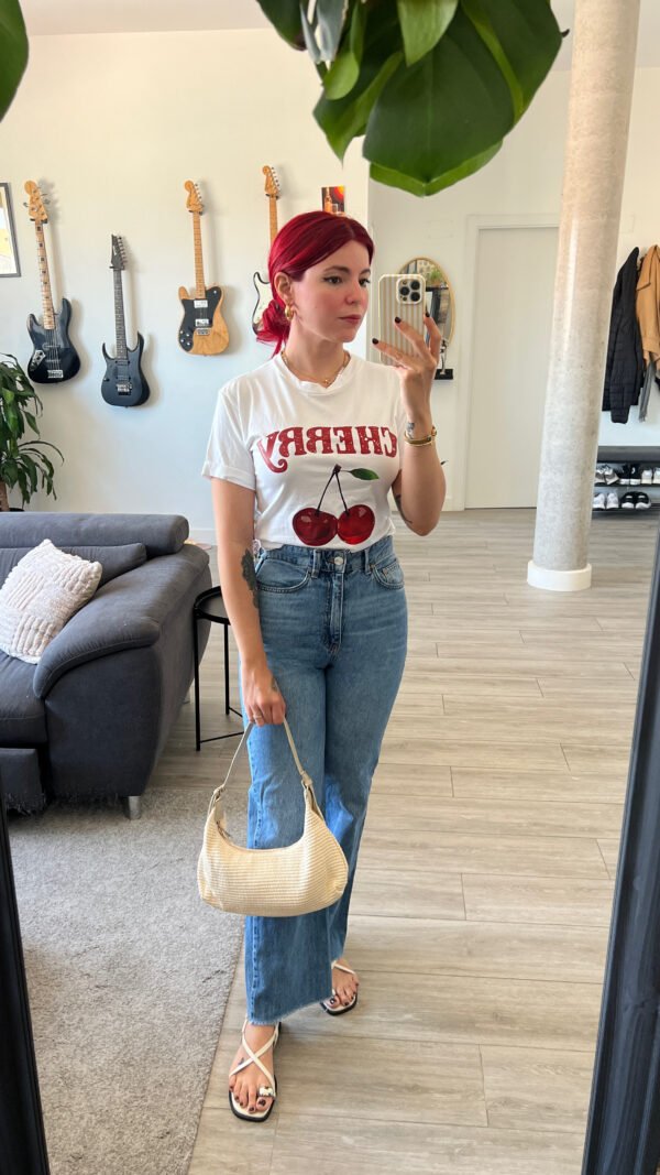 Camiseta Blanca con Dibujos Varios