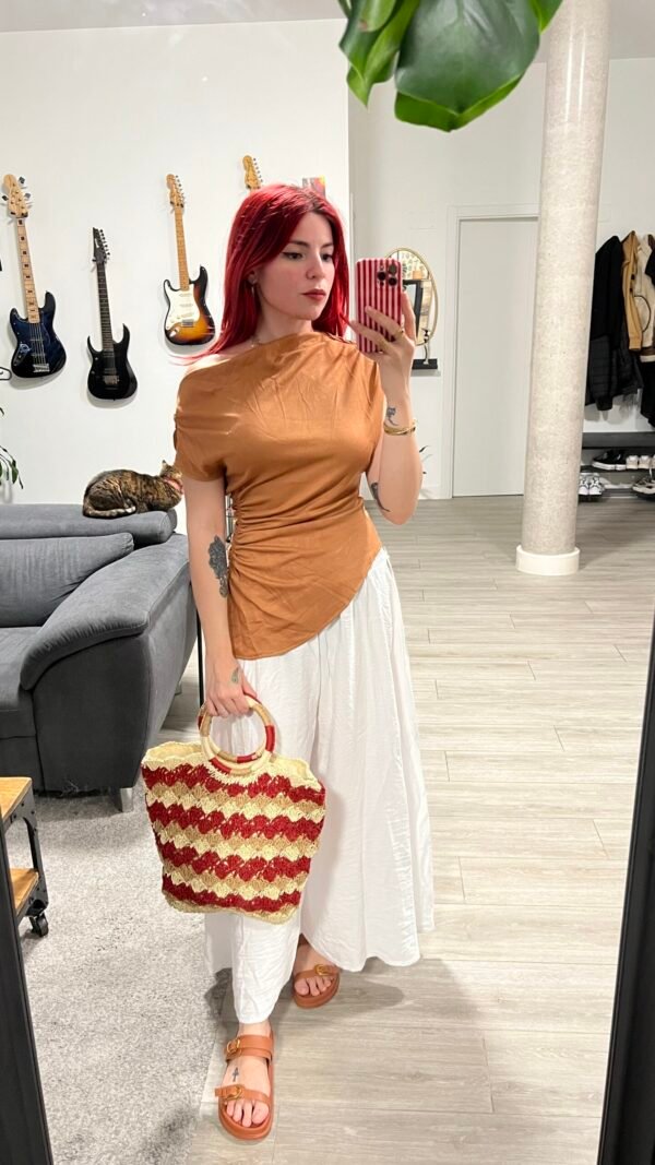 Blusa Asimétrica Drapeado a un Lado