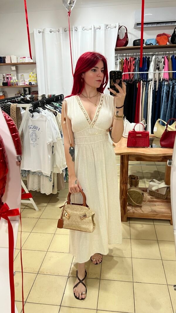 Vestido Largo Desmangado Fruncido Adorno Canutillo