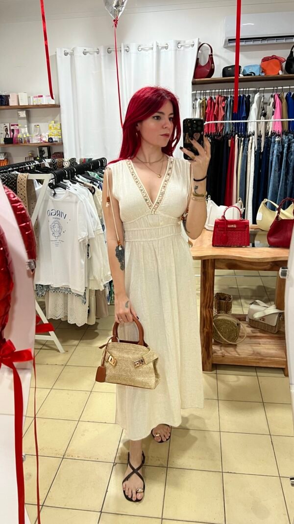 Vestido Largo Desmangado Fruncido Adorno Canutillo