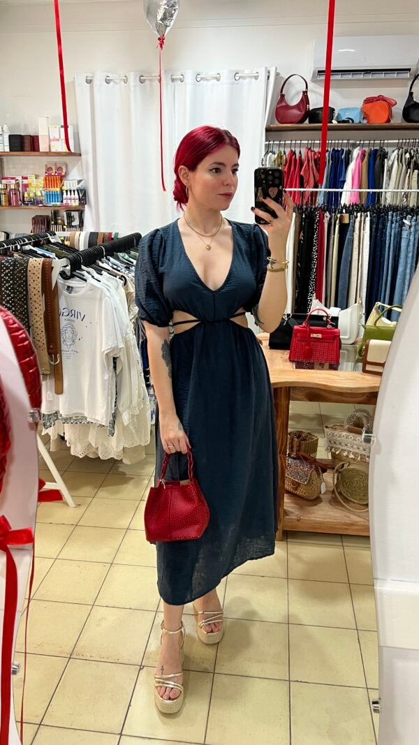 Vestido Cut Out Mangas Globo