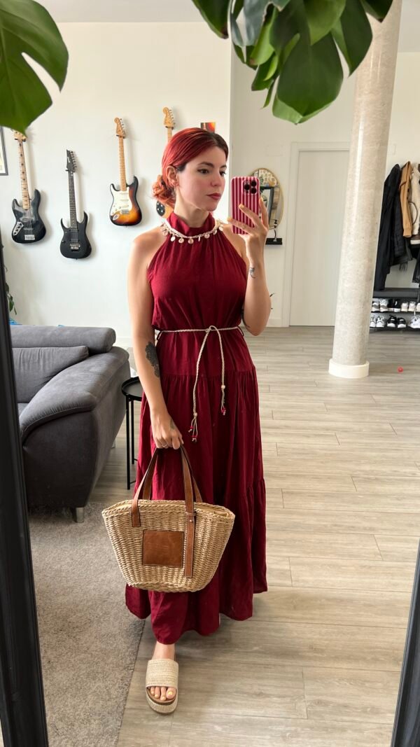 Vestido Largo Rojo Adornos en el Cuello