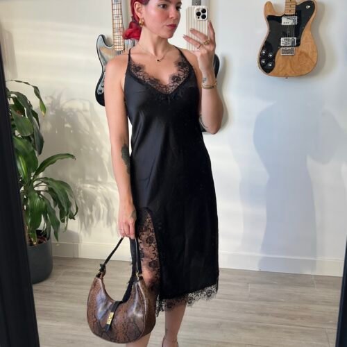 Vestido Largo Lencero Abertura en la Pierna