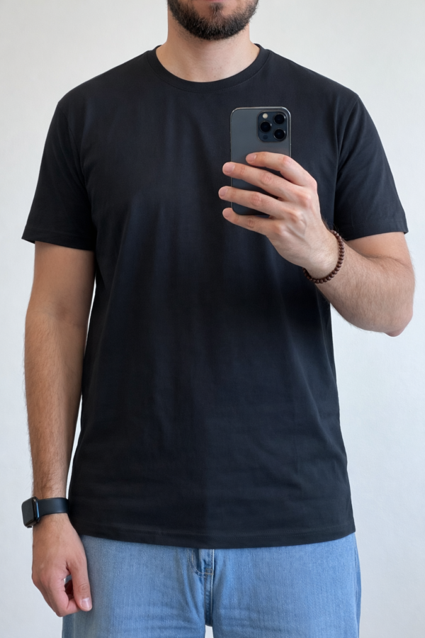 Camiseta Básica Negra