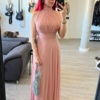 Vestido de Tul y Brillos Cuello Alto