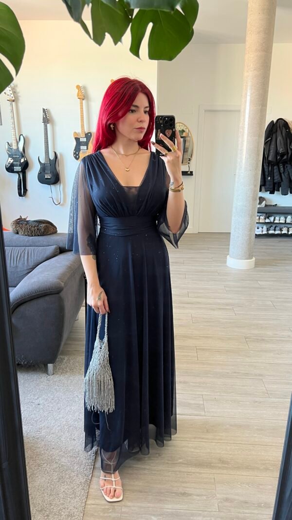 Vestido de Tul Escote V con Mangas