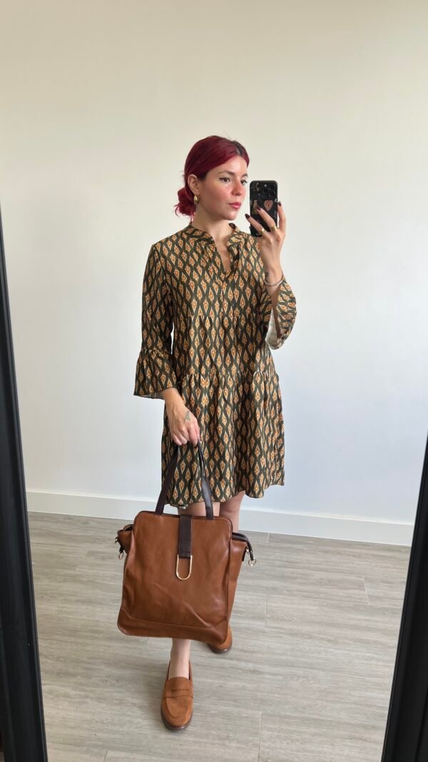 Vestido Corto Estampado Manga Campana