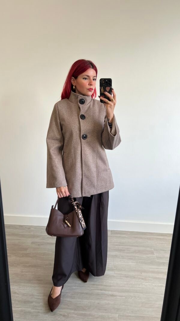 Abrigo Color Entero 3 Botones