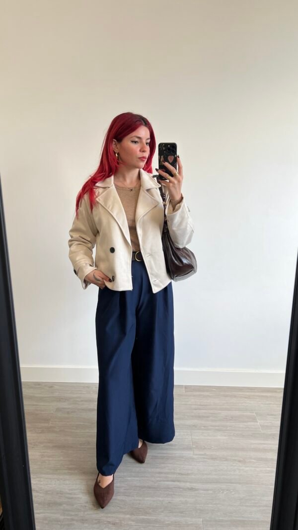 Chaqueta Corta Cruzada de Ante