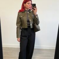 Chaqueta de Polipiel con Botones Dorados