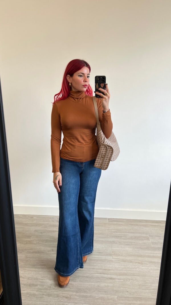 Jersey Cuello Alto Color Entero