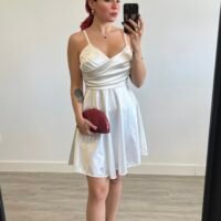 Vestido Corto Color Entero con Tirantes