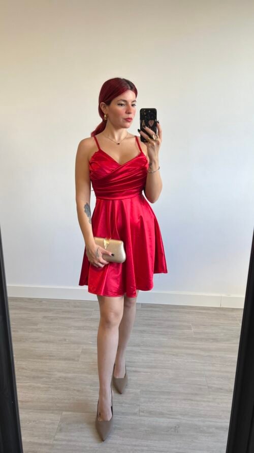 Vestido Corto Color Entero con Tirantes