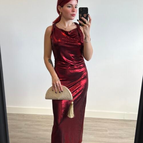 Vestido Rojo Brillante con Escote Drapeado