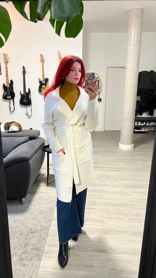 Cárdigan Bolsillos y Banda en la Cintura