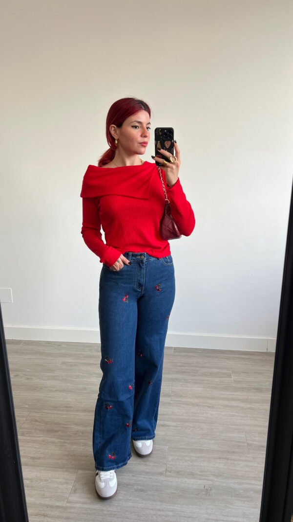 Jeans Pata Ancha Bordado Cereza