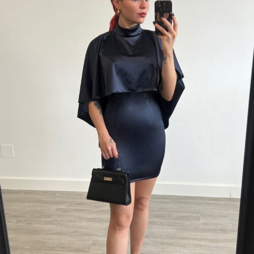 IMG_8922 Vestido Corto Azul Marino Cuello Alto con Capa